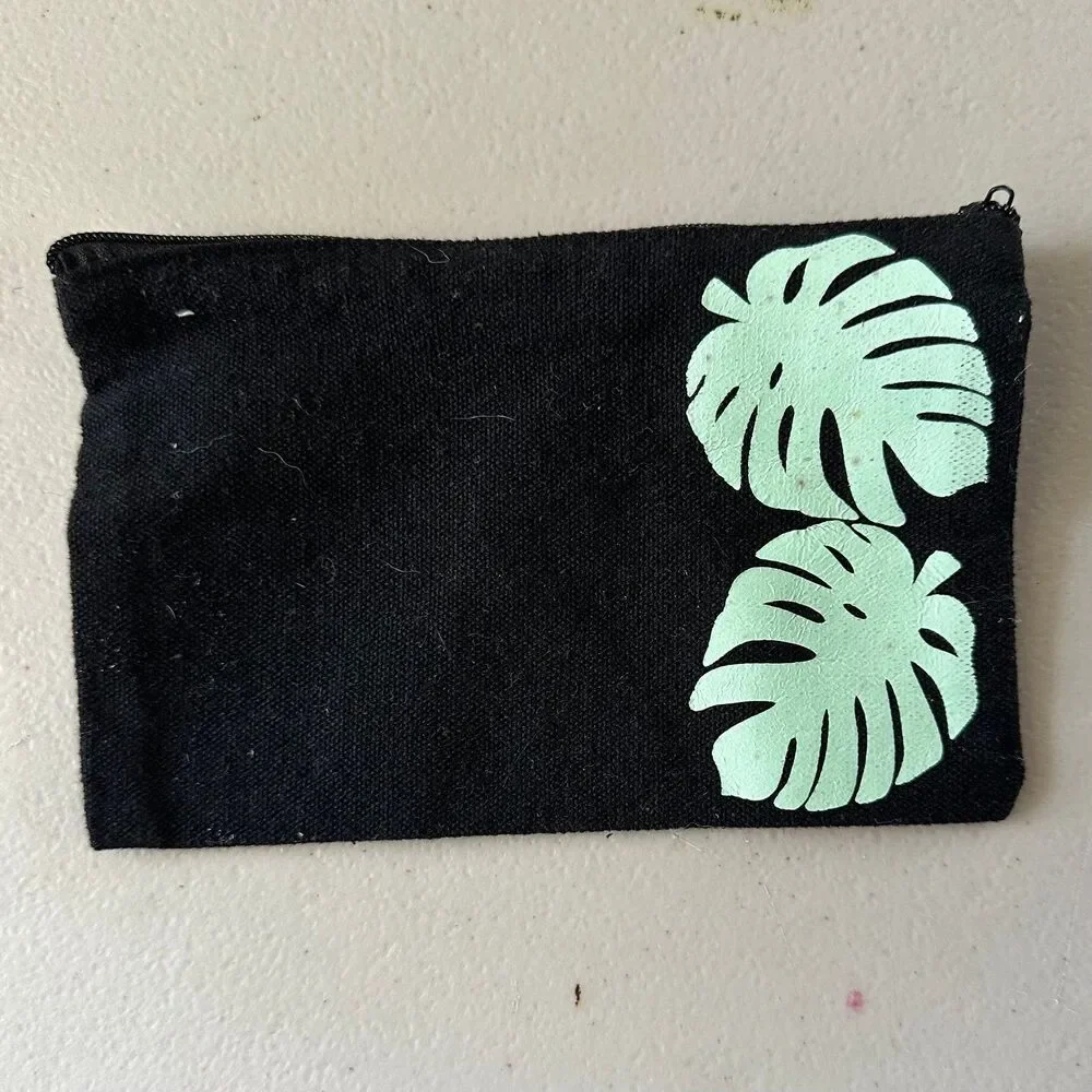 Unbranded Black Canvas Hawaiian Tropical Monstera Leaves Zipper Pouch